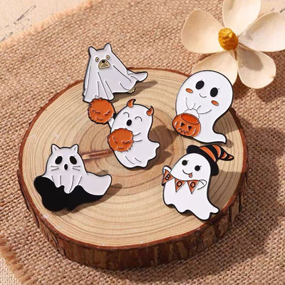 Halloween ghost pins